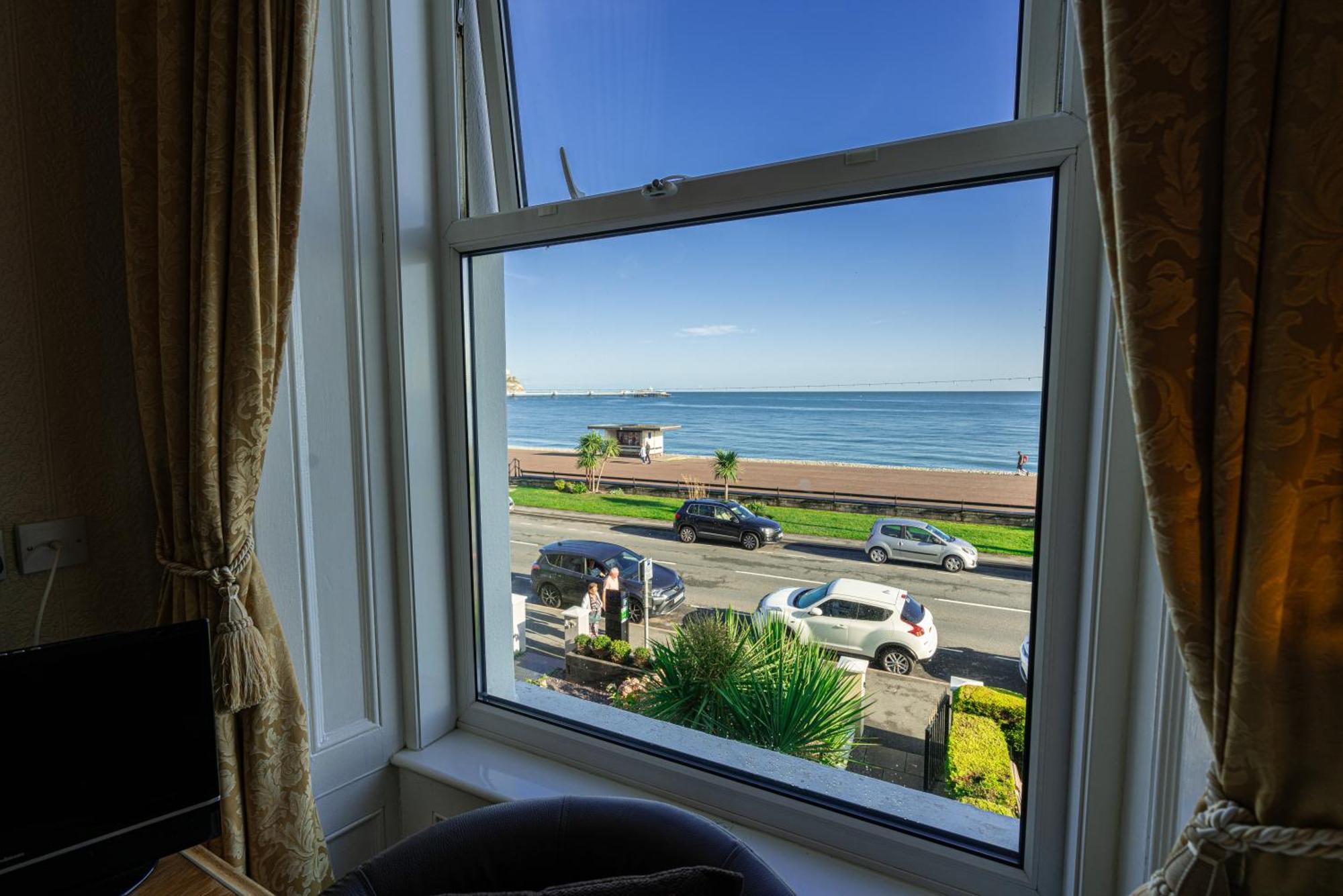 Can-Y-Bae Hotel Llandudno Exterior photo